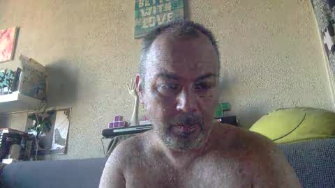 Snapshot of srekos38 chatting on February 18, 8:38 am srekos38 online show from February 18, 8:38 am