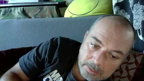 Snapshot of srekos38 chatting on December 21, 8:50 am srekos38 online show from December 21, 8:50 am