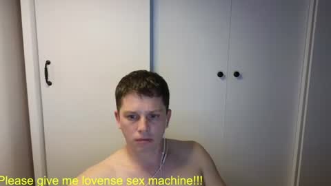st1vemaster01 online show from June 22, 1:40 pm