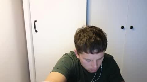 Snapshot of st1vemaster01 chatting on September 16, 3:37 pm st1vemaster01 online show from September 16, 3:37 pm