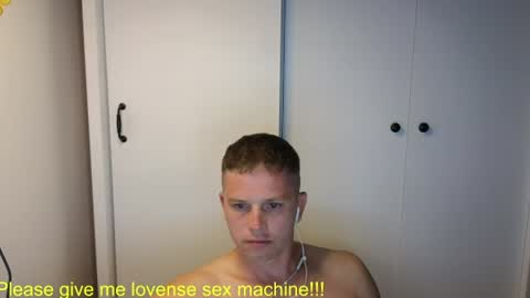 st1vemaster01 online show from July 17, 2:41 pm