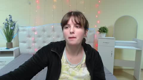 Stacey online show from February 4, 6:36 am