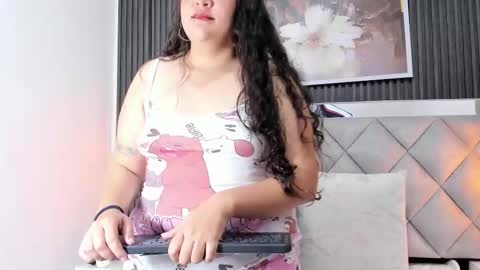 STACY GOMEZ online show from January 10, 2:11 pm