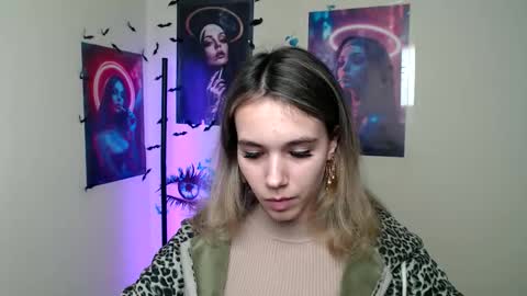 Stacy online show from October 8, 12:44 pm