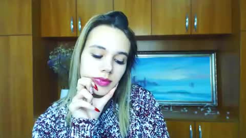 Stacy online show from December 14, 11:07 am