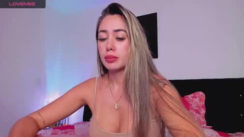 TWstacymalibu110 online show from March 12, 11:22 pm