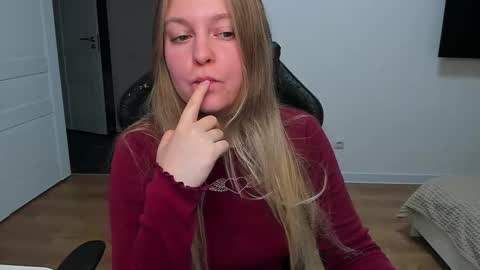 Stacy  online show from October 15, 2:29 pm