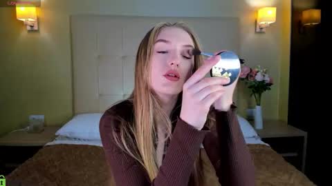 Stacy Mon Tue Wed Thu Fri Sun GMT GMT 3 1000am - 0400pm  online show from November 10, 9:56 am