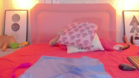 KEIMI  online show from February 11, 6:19 am