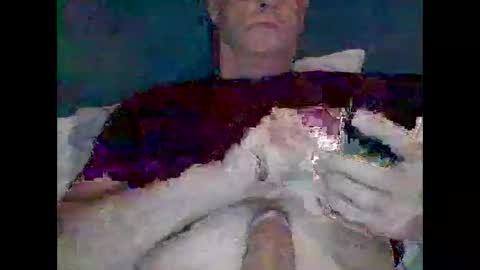 stanley1923308 online show from November 26, 11:45 pm