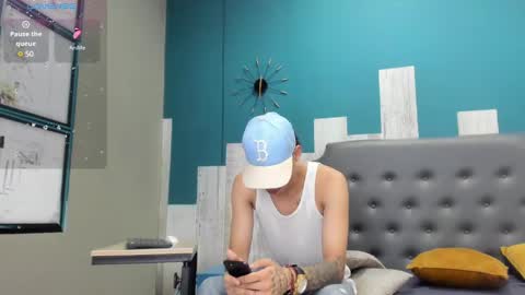 Stanly online show from February 13, 5:33 pm