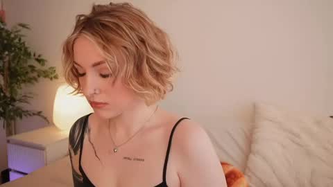 Kristina online show from March 28, 1:45 pm