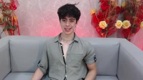 Snapshot of star_boyx chatting on September 18, 9:52 pm star_boyx online show from September 18, 9:52 pm