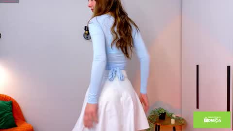 Nina online show from November 12, 3:09 am