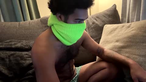 Snapshot of starr3095 chatting on December 4, 2:20 pm starr3095 online show from December 4, 2:20 pm