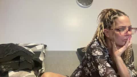 Starrlane9999 online show from December 13, 6:31 am