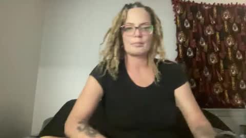 Starrlane9999 online show from December 11, 11:54 pm