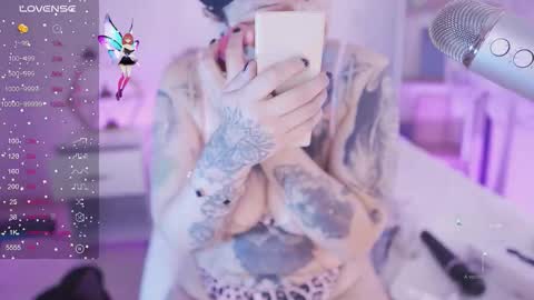 Yoko online show from November 19, 7:01 pm