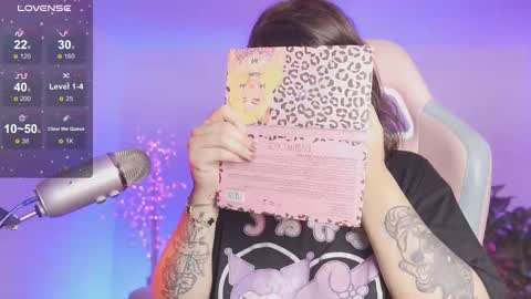 Yoko online show from September 24, 12:23 pm