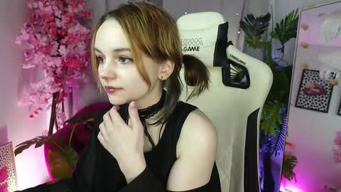 MONICA online show from November 15, 1:24 pm