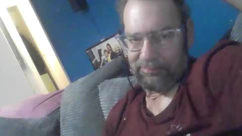 Mikee online show from October 29, 10:32 pm