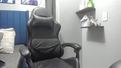 Stefann Salvatore online show from November 28, 1:24 am