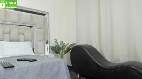 Snapshot of stefany520 chatting on March 7, 7:38 pm Stefany online show from March 7, 7:38 pm
