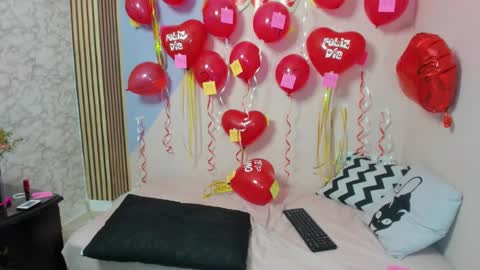 stefany_pablo1 online show from February 14, 6:51 pm