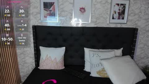 stefany_pablo1 online show from March 8, 1:47 pm