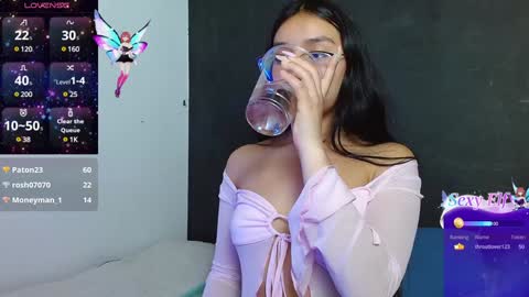 Stefanny lopez online show from December 6, 11:50 am