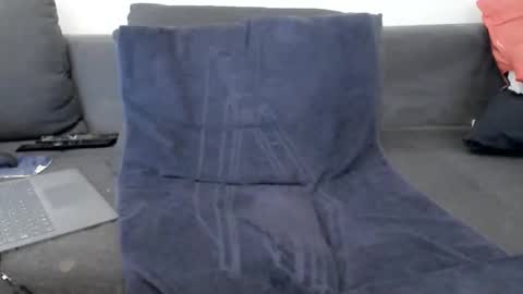 Snapshot of steff135 chatting on January 1, 10:21 am steff135 online show from January 1, 10:21 am