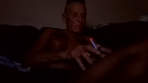 stefy1037 online show from August 2, 4:25 am