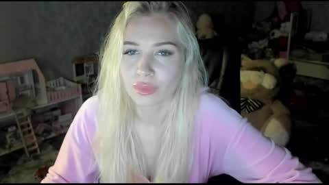 Stella  Cox online show from April 25, 7:55 pm