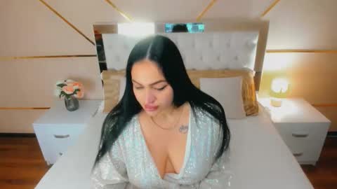 Stella Nelson online show from October 7, 7:15 am