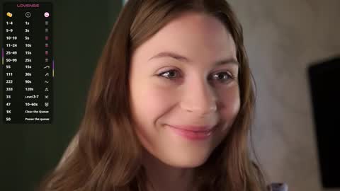 Stella online show from September 19, 9:02 am