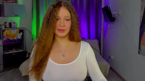 Stella online show from November 2, 5:24 pm