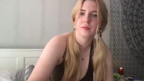 stelladams online show from October 28, 7:48 pm