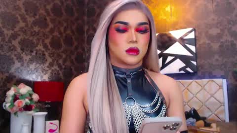 CALL ME STELLA online show from February 13, 9:30 am