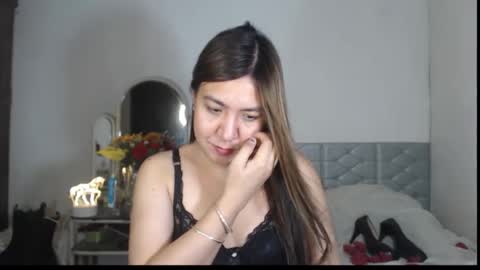 Stella online show from December 2, 8:51 pm