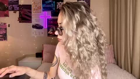 Alexia online show from May 30, 3:27 am