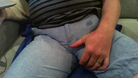 Snapshot of stemee chatting on September 18, 6:34 pm marriedsecretcrotchwatcher online show from September 18, 6:34 pm