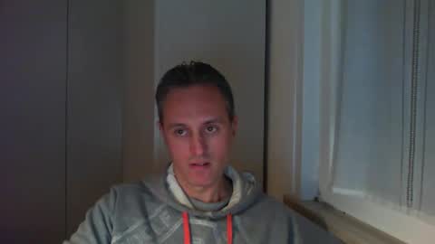 sten015 online show from January 18, 6:43 pm