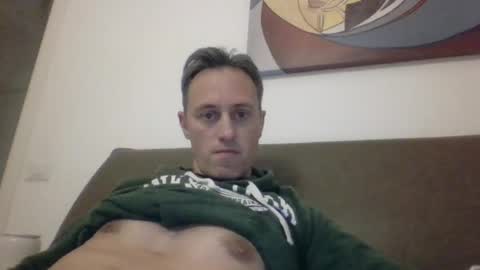 sten015 online show from December 19, 6:45 pm
