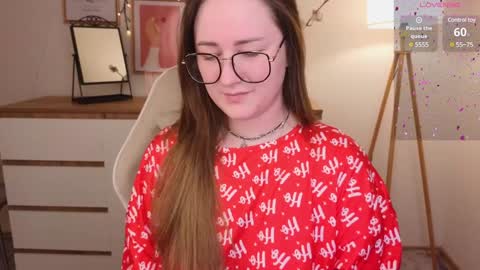 Emma online show from December 20, 9:17 pm