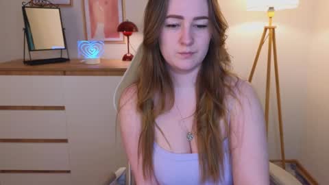 Emma online show from December 4, 12:46 am