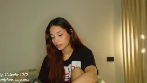 stephany online show from April 22, 4:19 am