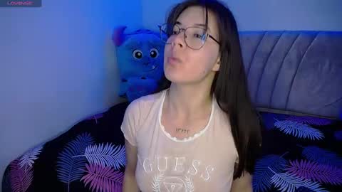 Snapshot of stepha_sweet chatting on January 31, 3:52 am Emma online show from January 31, 3:52 am
