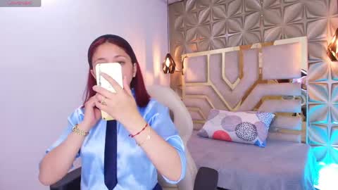 Stephaniesun  online show from June 5, 1:27 pm