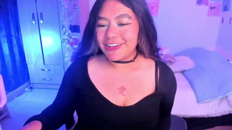 Snapshot of stephanifox chatting on February 21, 12:27 am Stephanie online show from February 21, 12:27 am