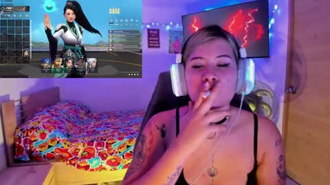 Snapshot of stephany_uwu chatting on January 22, 12:38 am Stephany independient model online show from January 22, 12:38 am
